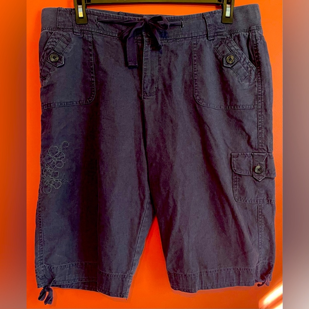 Sonoma Dark Blue Cargo Shorts for Women Size 16